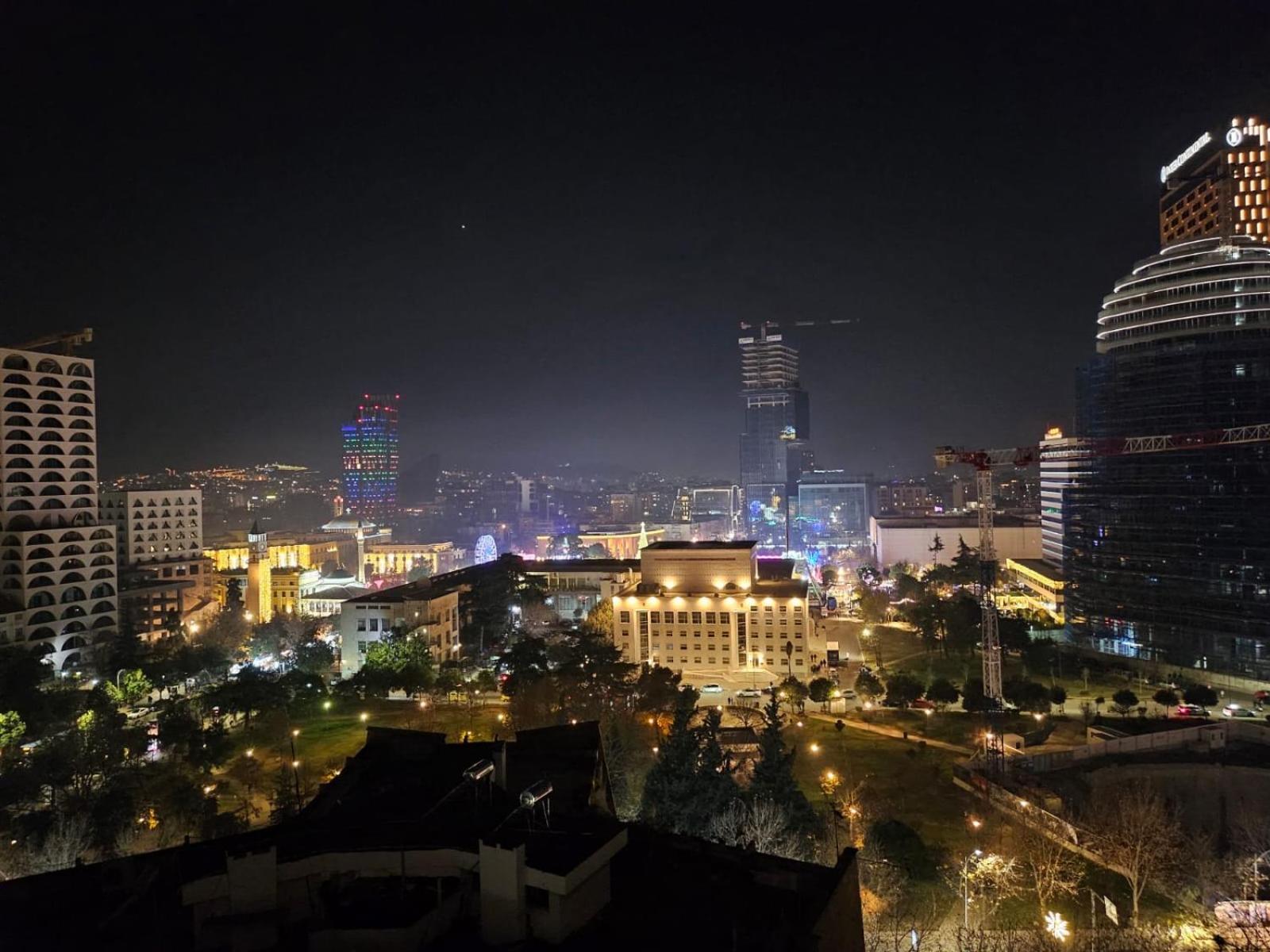 Sky Dwelling Tirana Apartment Exterior photo