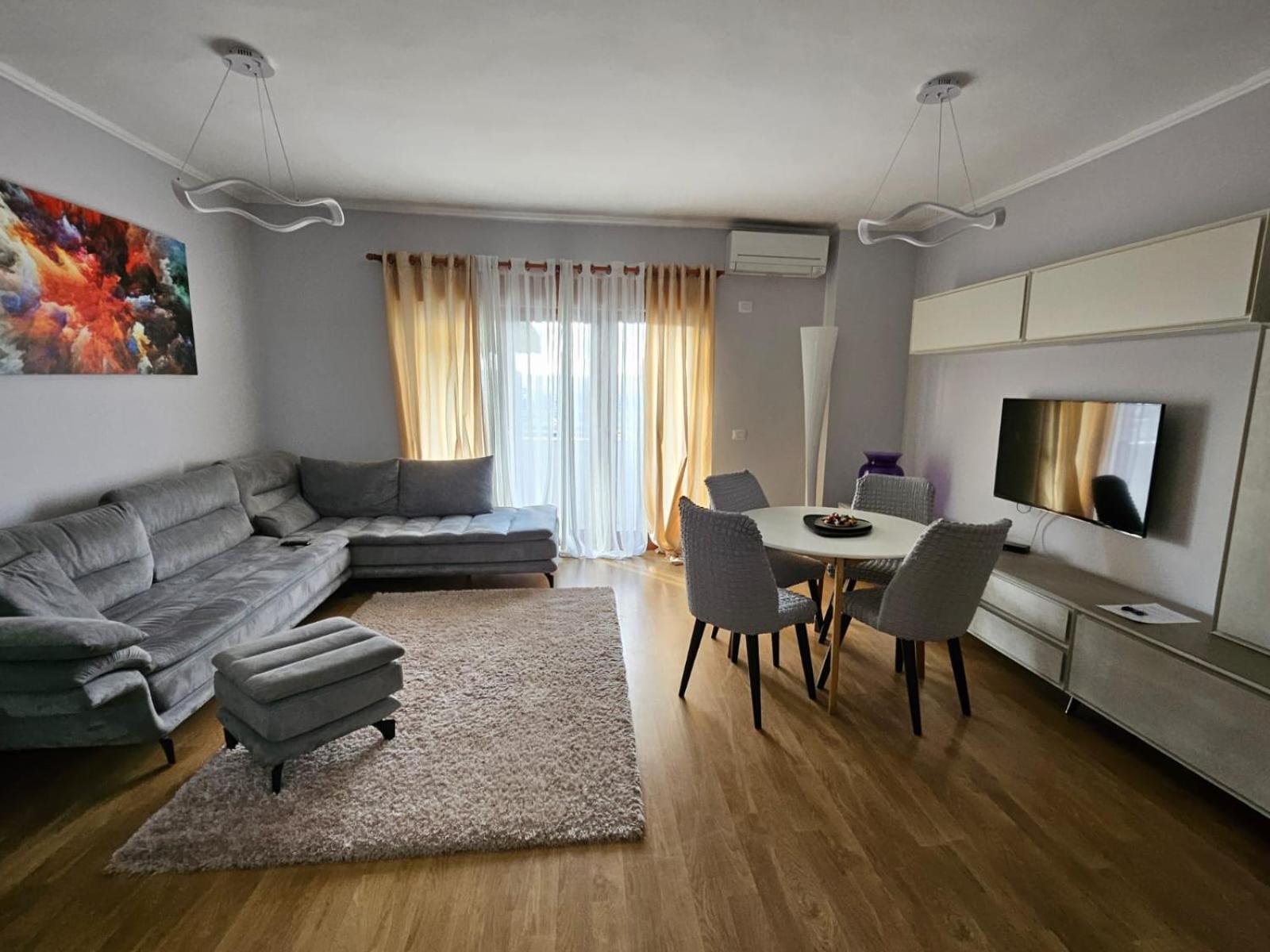 Sky Dwelling Tirana Apartment Exterior photo